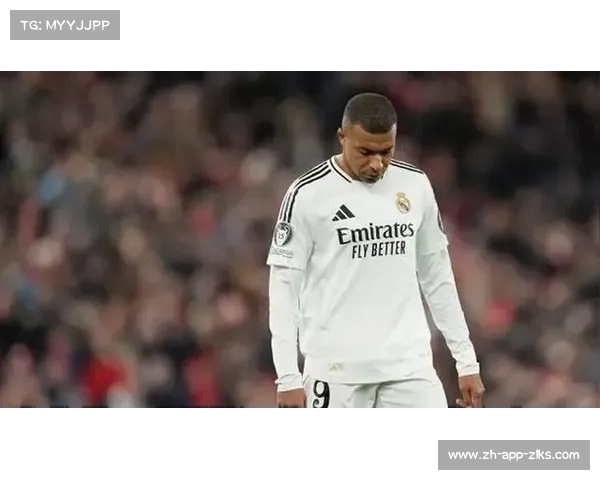 姆巴佩半场被换非伤病 球员团队将与巴黎高层商谈未来安排