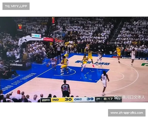 哈利伯顿精彩抢断助攻托平精彩跟进上篮夺分瞬间